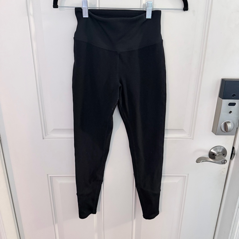 Alo High Rise Cropped Leggings XS | Black Ribbed Athletic